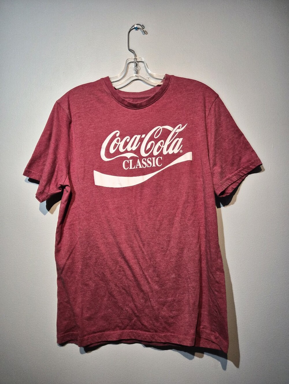 Coca Cola Classic Red & White Graphic T-Shirt | Size Large